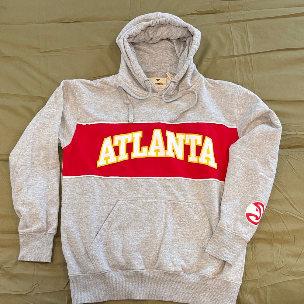 Fanatics Gray Hoodie with Red Atlanta Hawks Design
